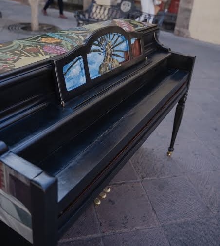 Destina municipio de Querétaro 400 mil pesos para la compra de 11 pianos