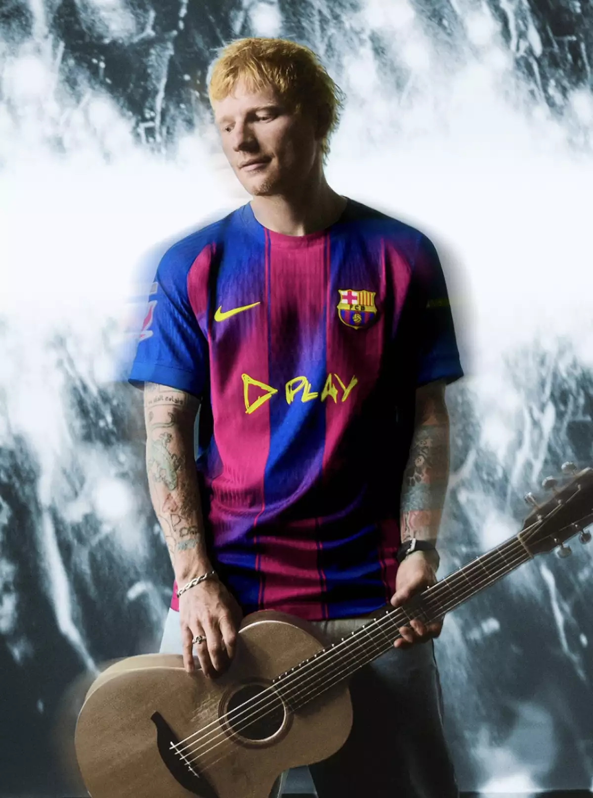 Ed Sheeran se viste del equipo de futbol Barcelona