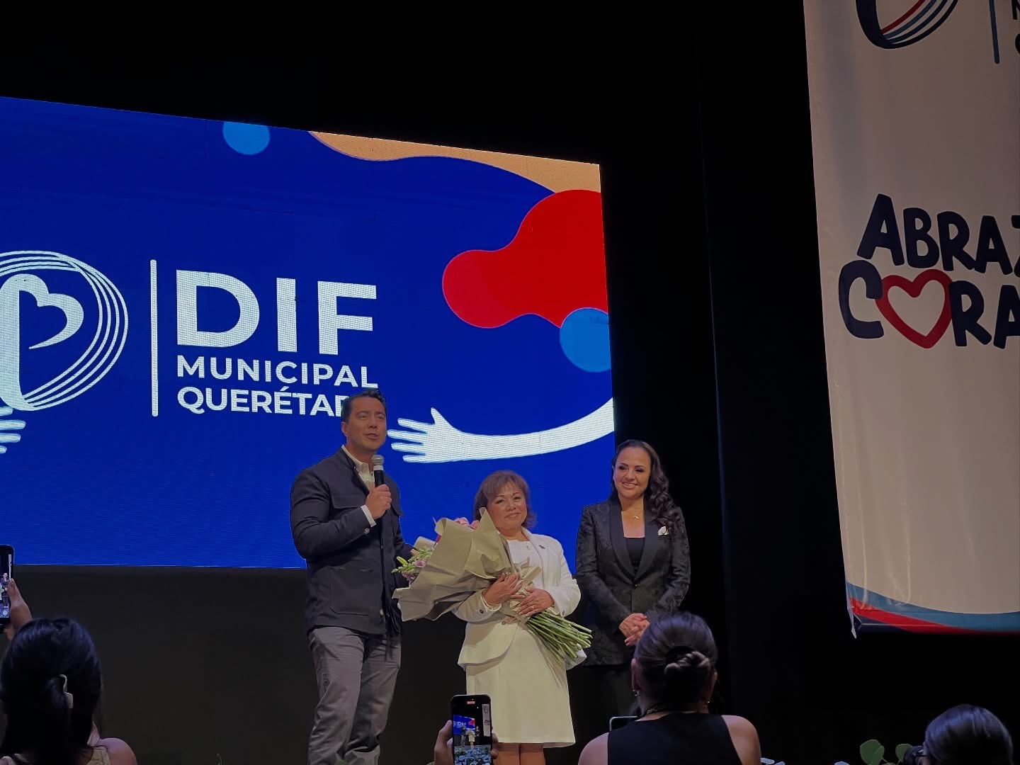 DIF Municipal de Querétaro reporta avances en inclusión y atención social en su primer informe