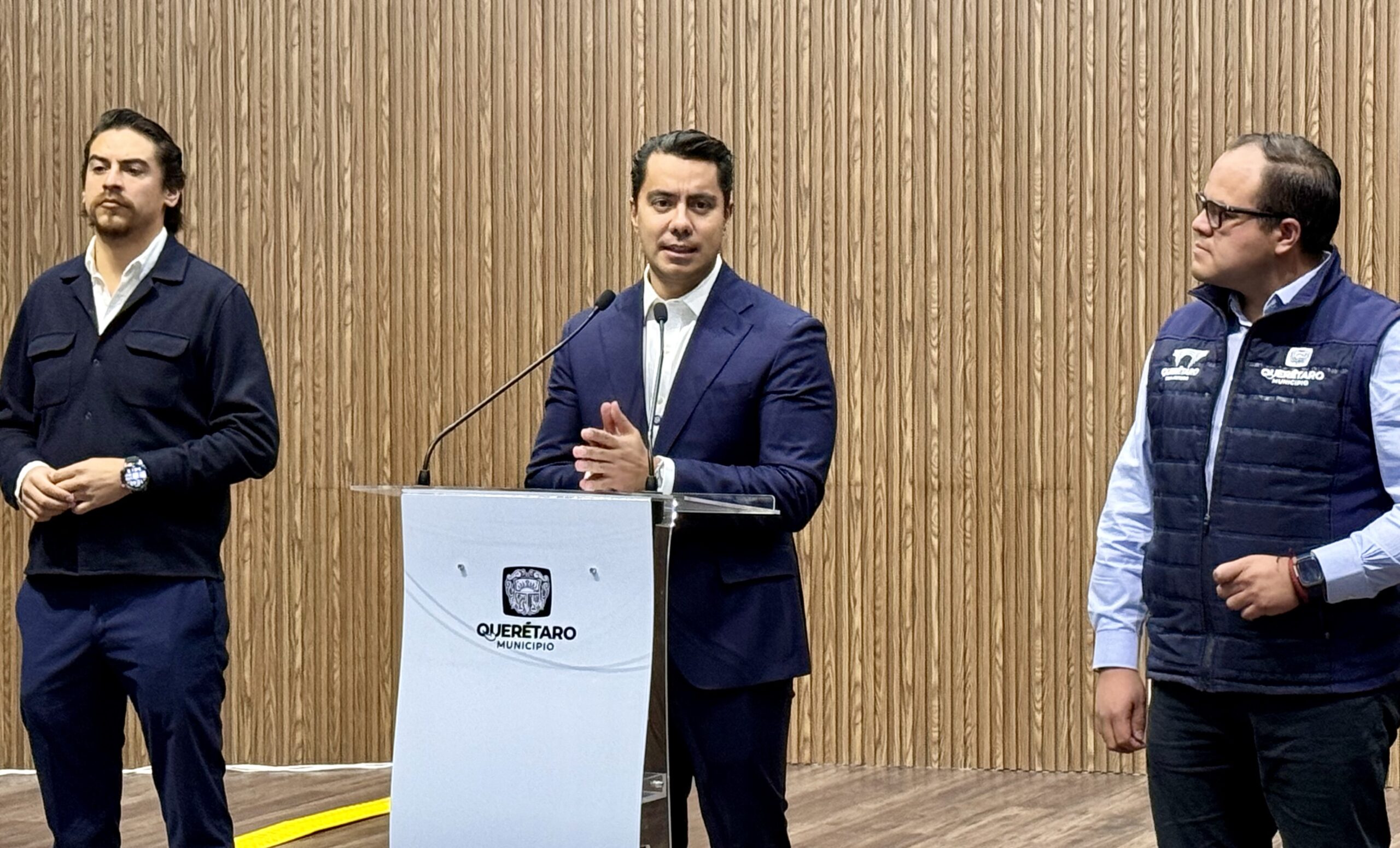 Felifer Macías esperará información federal sobre obras en las vías del tren de Álamos