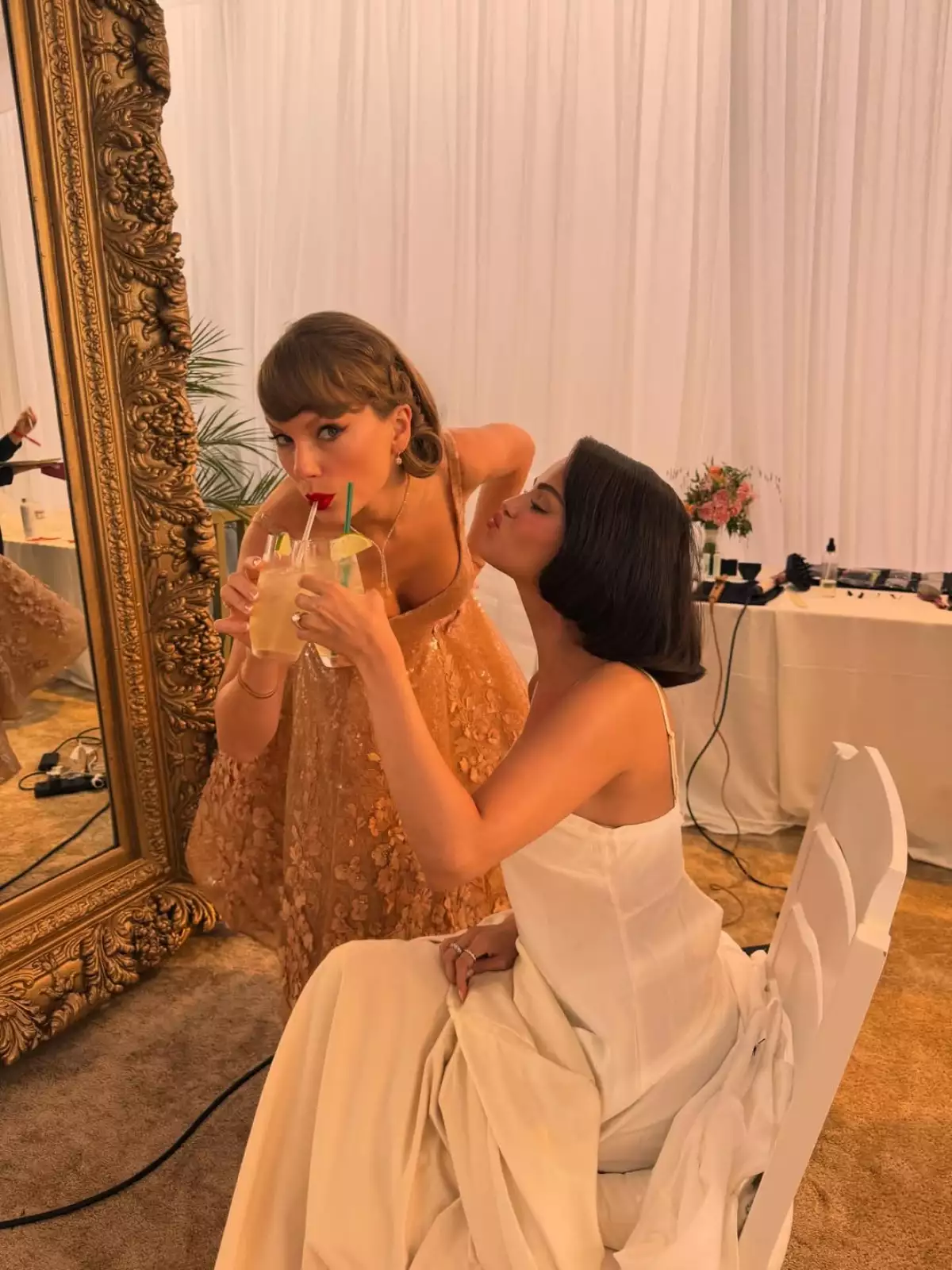 Las fotos de Taylor Swift en la boda de Selena Gomez que nadie había visto