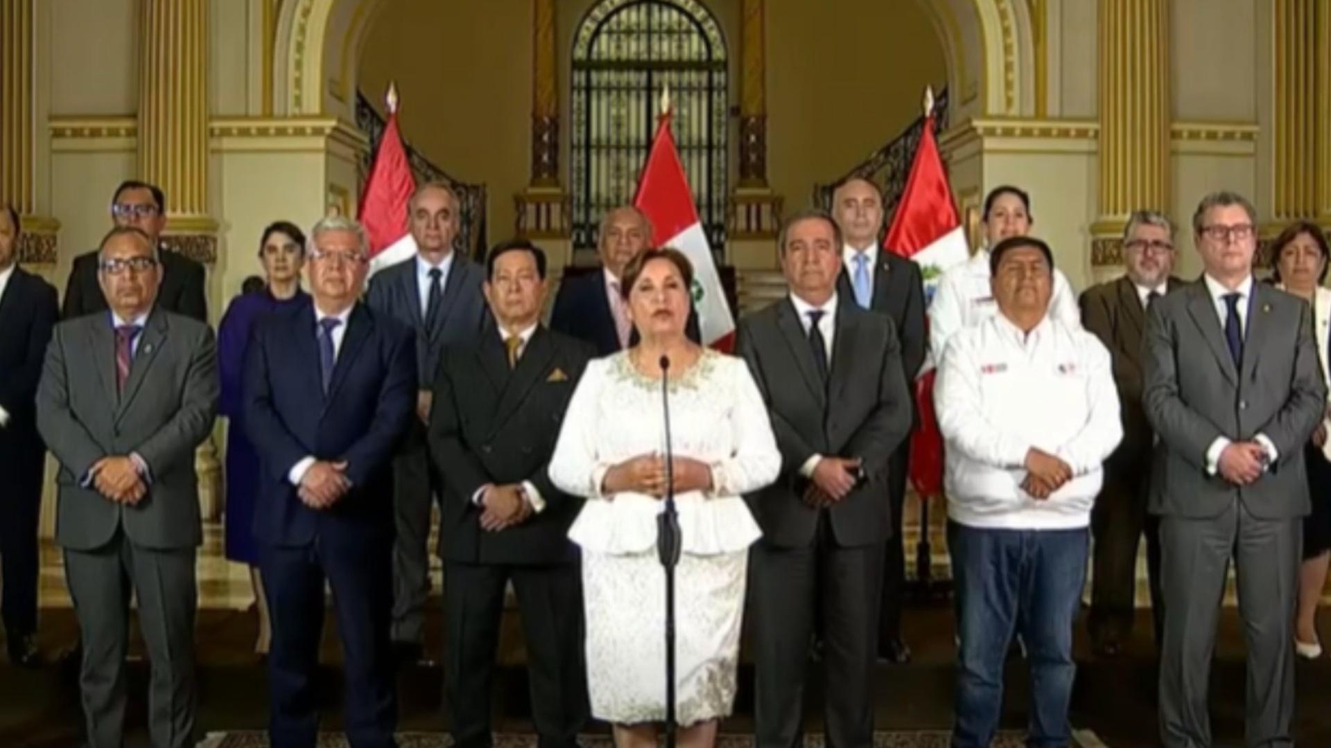 📰 Congreso de Perú aprueba la destitución de Dina Boluarte