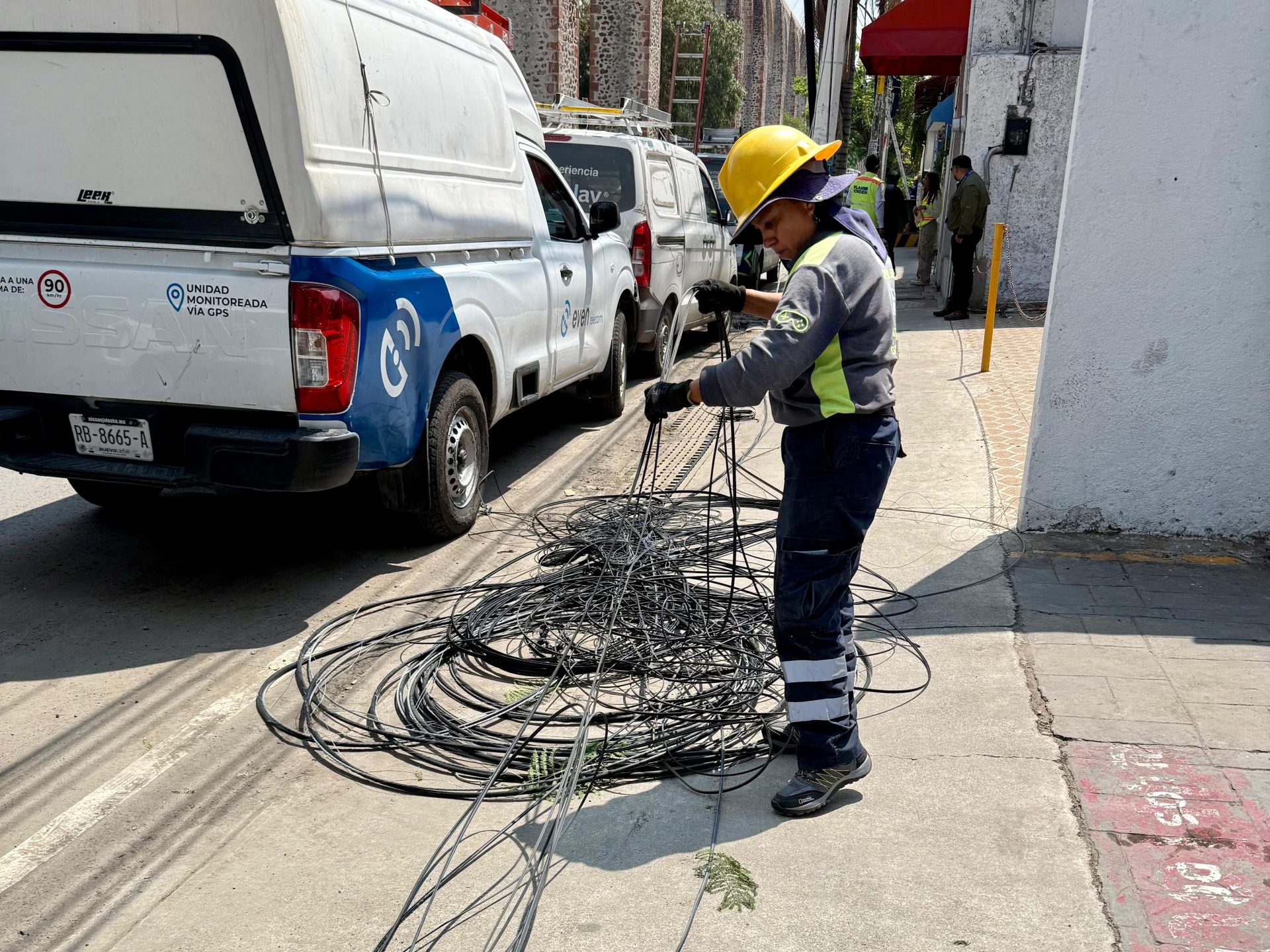 Municipio retira más de 25 toneladas de cables en desuso, se supera meta