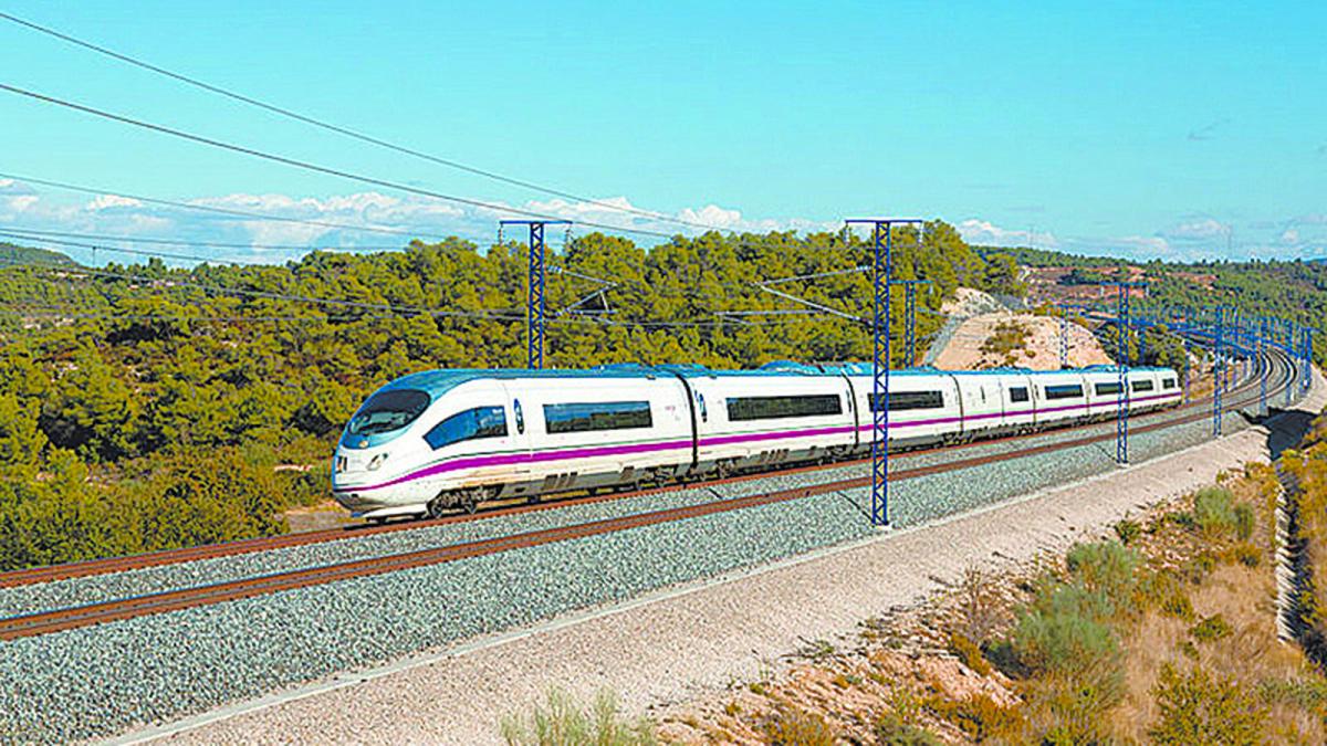 Autoridades municipales buscan plan de movilidad ante obras del tren México–Querétaro