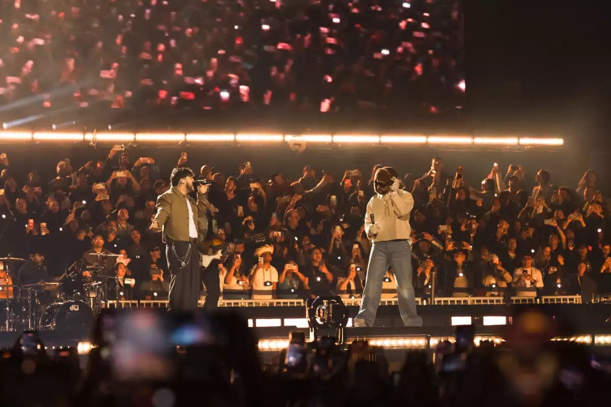 BAD BUNNY INVITA A GRUPO FRONTERA A SU CUARTO CONCIERTO EN LA CDMX