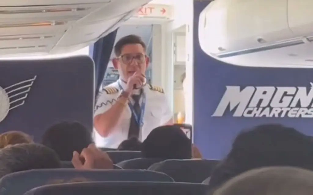 🚨✈️ Lo Ocurrido el Viernes Sobre el secuestro de avión en el AICM: piloto exigía pago, autoridades no se han pronunciado 😳