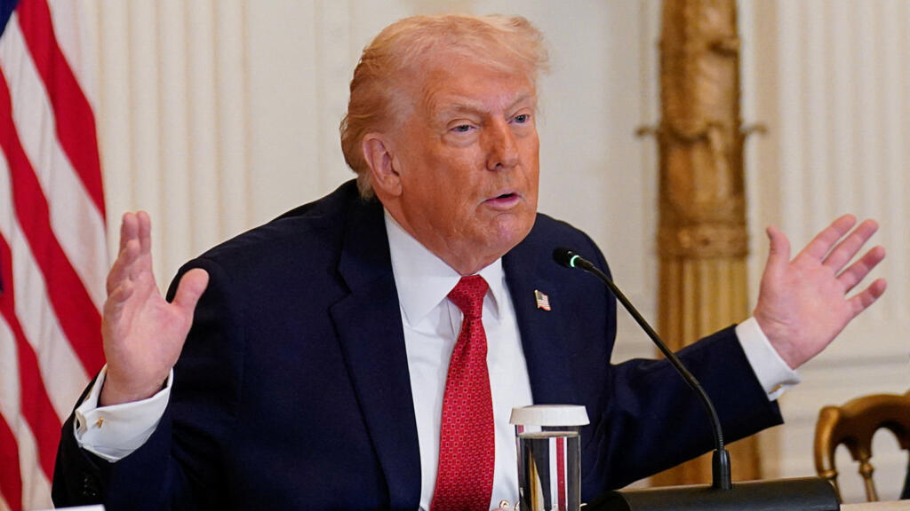 ⚠️🌍 Trump amenaza con aranceles si no apoyan su plan para Groenlandia