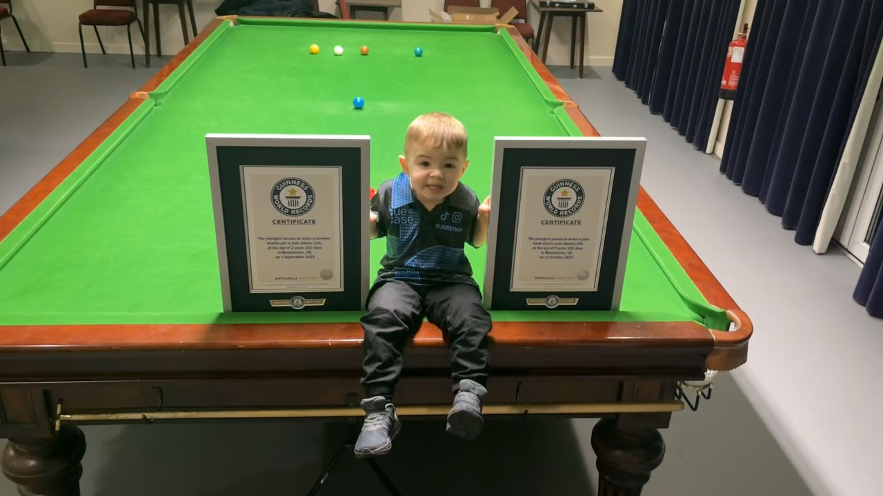Jude Owens, el niño prodigio del billar que rompió récords Guinness a los 2 años de edad 🎱🌟