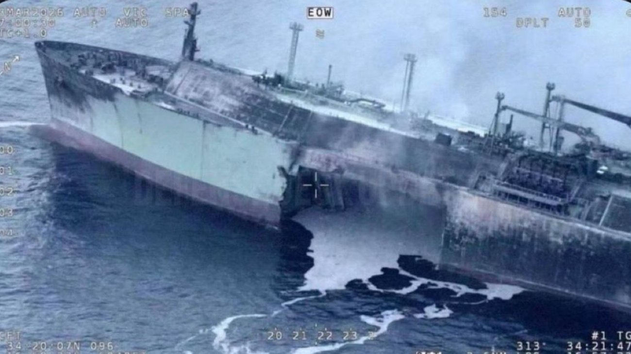 🚨🌊 EE. UU. hunde barco iraní con torpedo lanzado desde un submarino: primer ataque de este tipo desde la Segunda Guerra Mundial 🇺🇸⚓🇮🇷