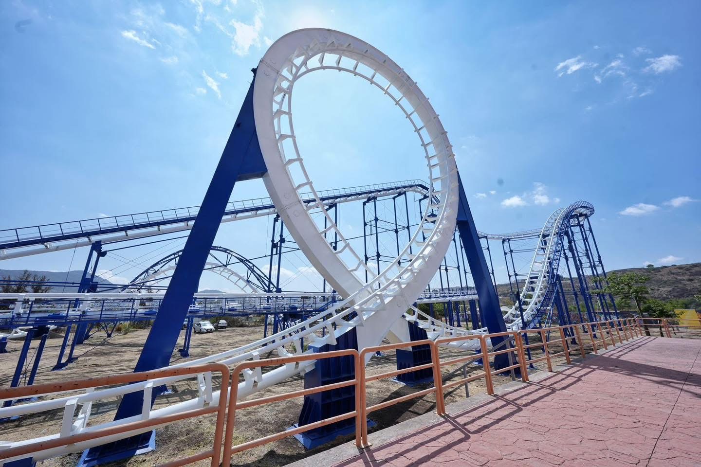 Reabren Montaña Rusa y albercas del Parque Bicentenario para Semana Santa