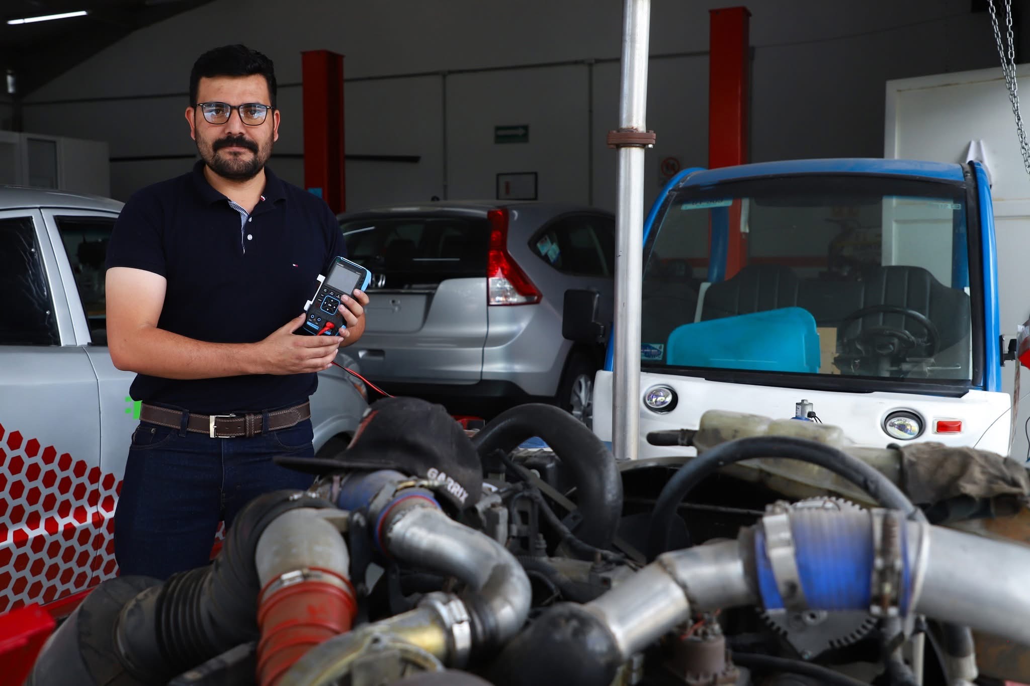 Investigador de la UAQ propone uso de IA para mejorar consumo de gasolina
