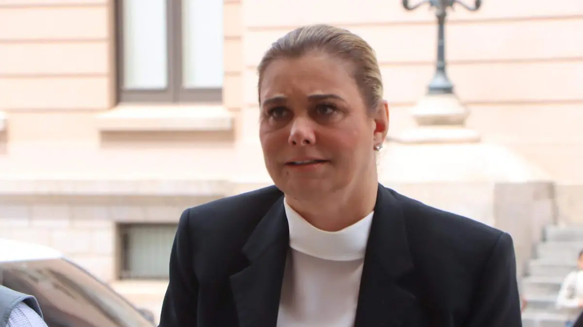 🚨🇲🇽 La polémica por el caso de la CIA en Chihuahua sigue creciendo. La gobernadora Maru Campos decidió no asistir a la invitación del Senado