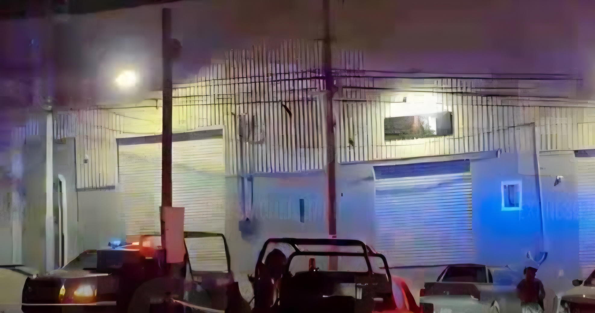 🚨💥 ¡Violencia en Querétaro! Una pelea de gallos clandestina terminó en tragedia tras registrarse una balacera que dejó al menos 4 personas muertas y varios heridos en el municipio de Corregidora. 😱📍