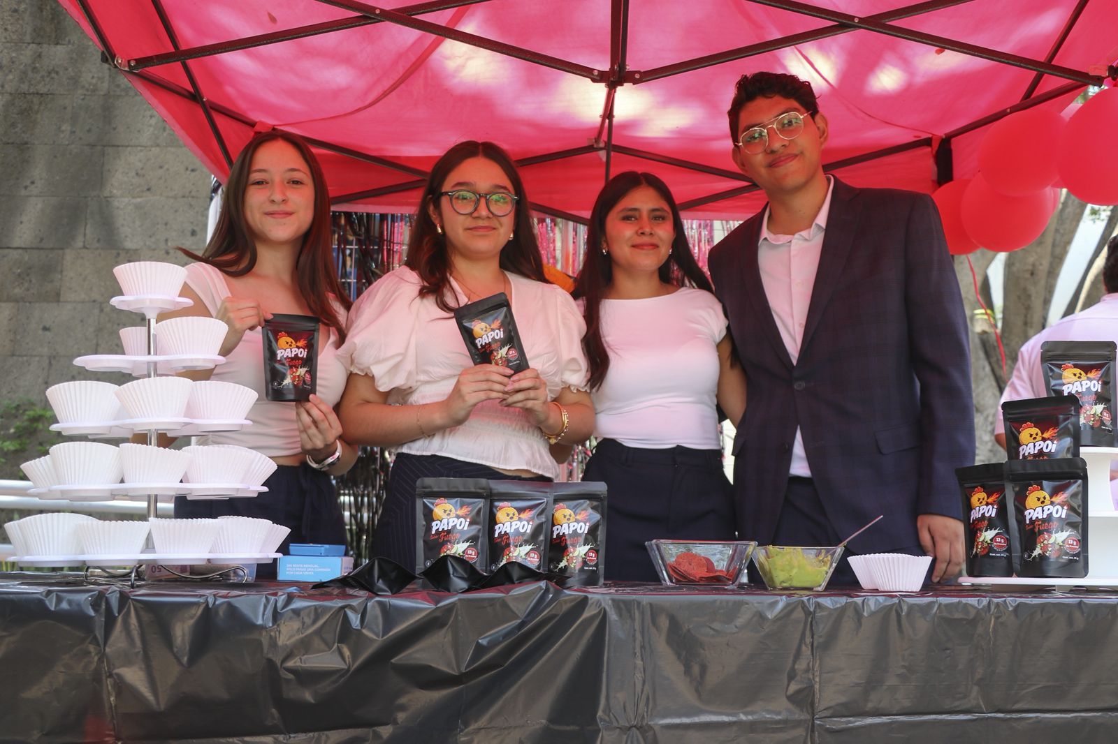 Sabores universitarios toman forma en muestra de alimentos de la UAQ