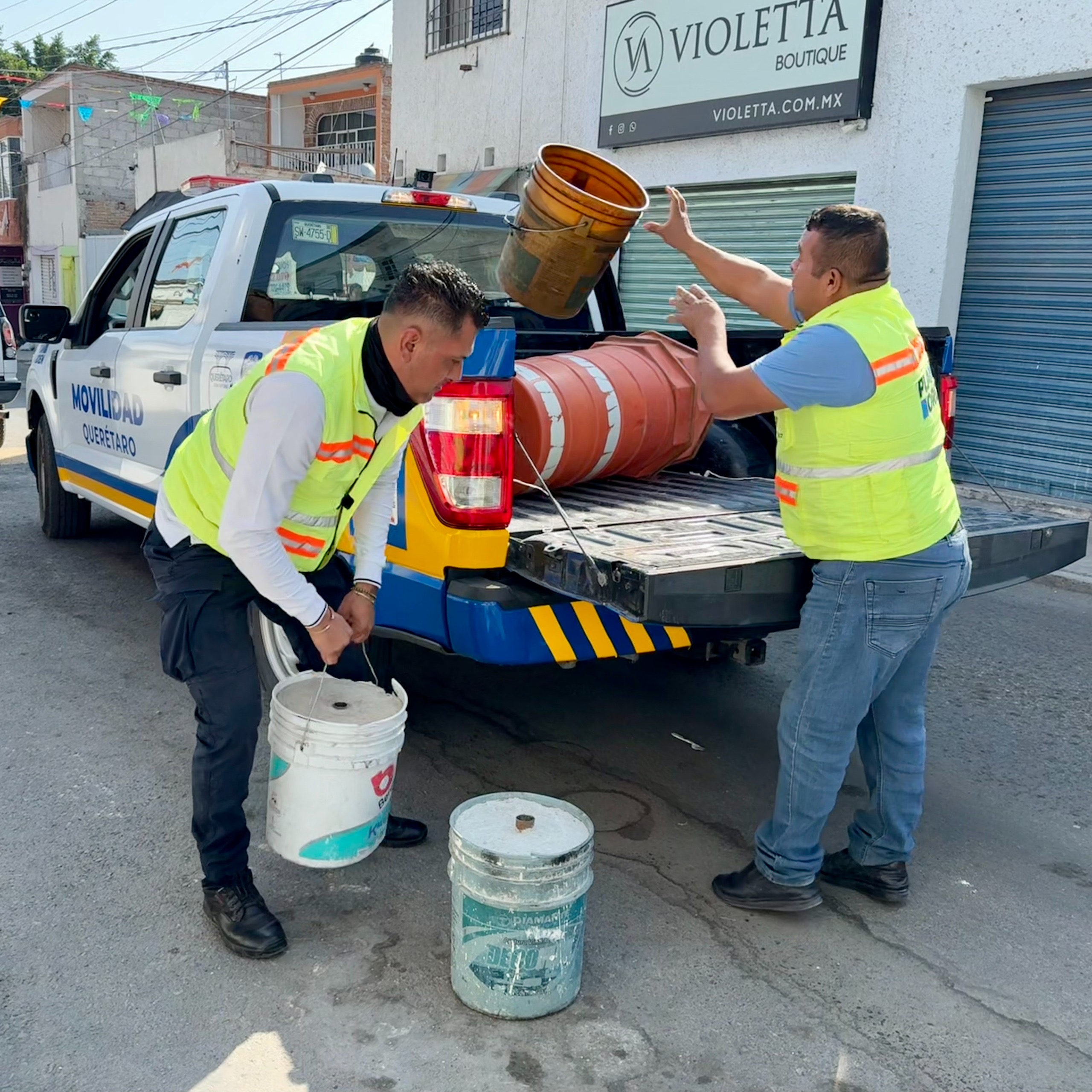 Municipio de Querétaro retira más de 2 mil objetos que obstruían calles y banquetas
