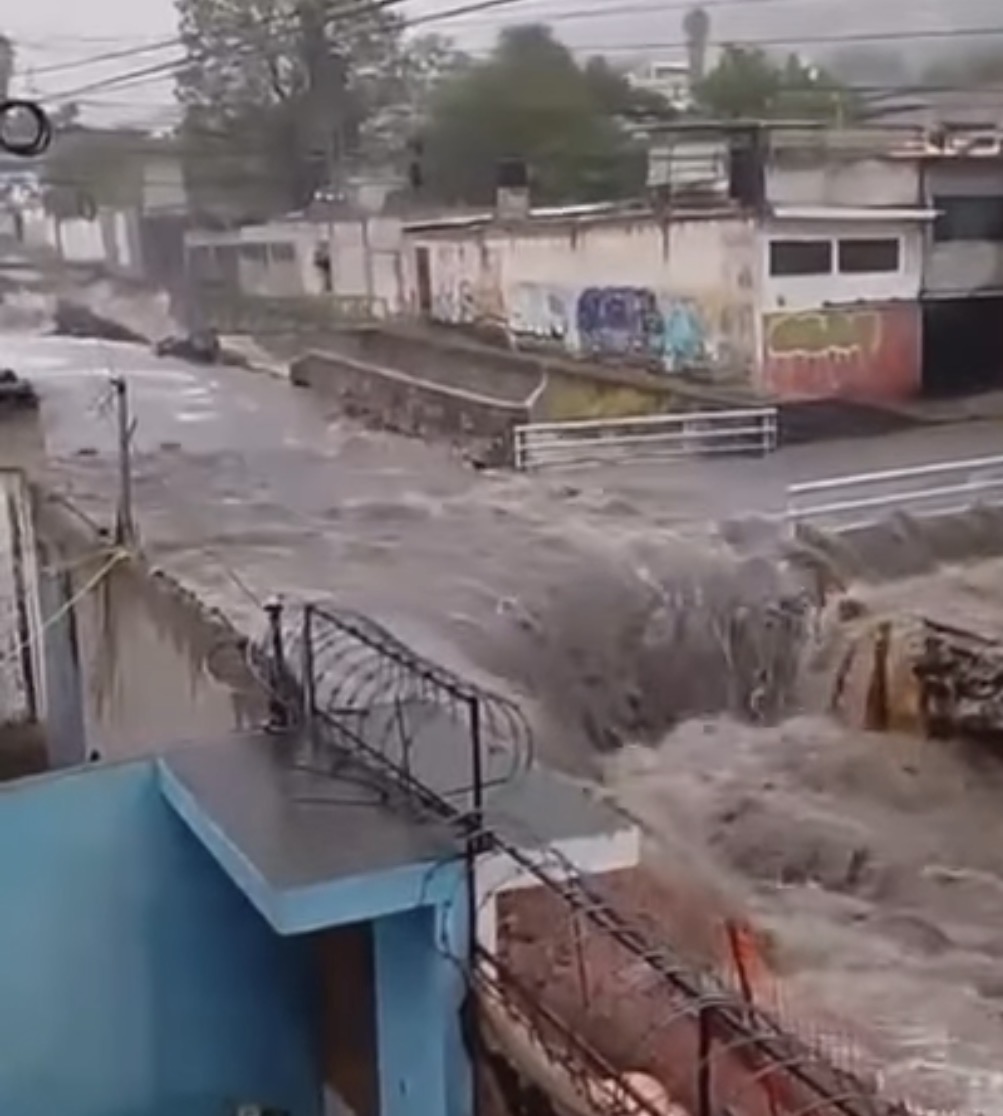 Obras Públicas reporta funcionamiento normal del Dren Peñuelas tras lluvias 