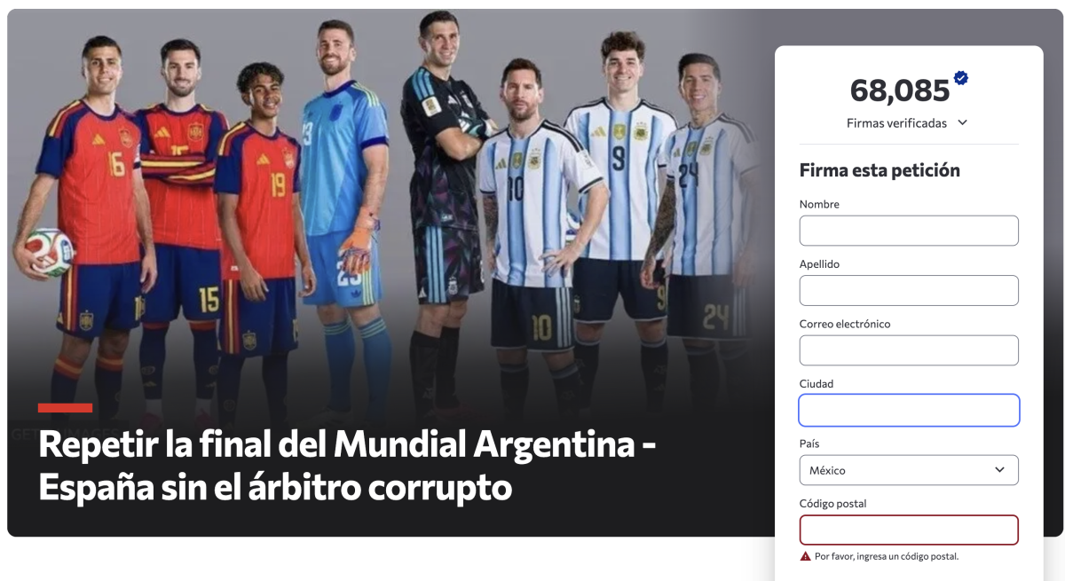 ⚽🔥 El chiste se cuenta solo. Miles de aficionados argentinos han impulsado una petición para que la FIFA repita la final contra España