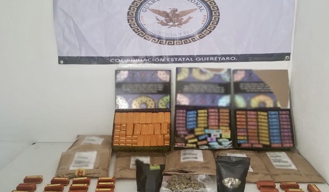 Fuerzas federales decomisan droga y sustancias psicotrópicas en paquetería del AIQ