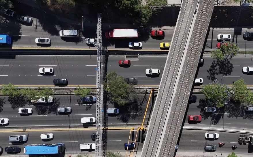 Hasta 150 mil vehículos podrían verse afectados por obras del tren México-Querétaro