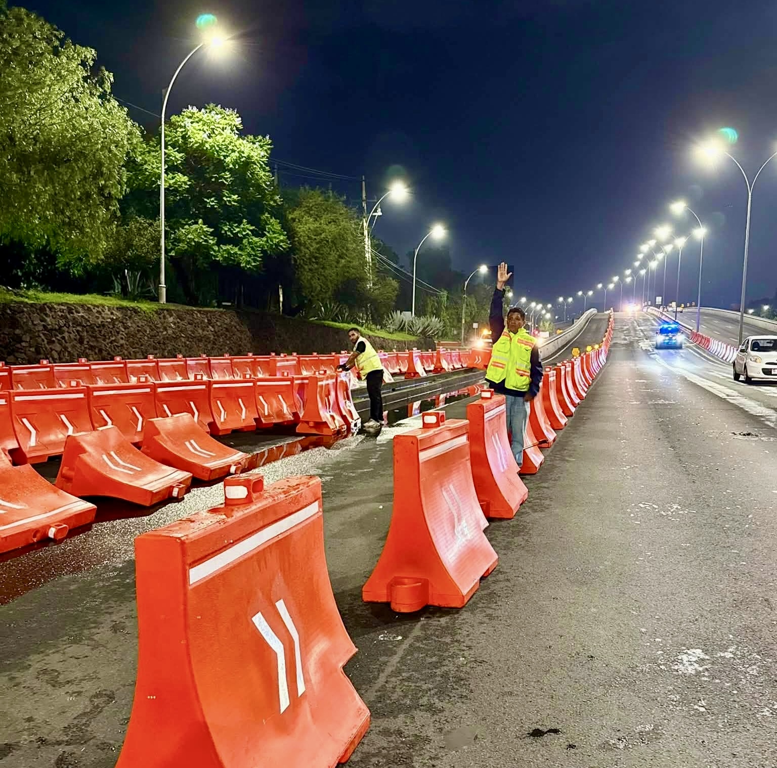 Cierres por obras del tren sacan 90 mil vehículos de B. Quintana; tráfico se redujo 60%