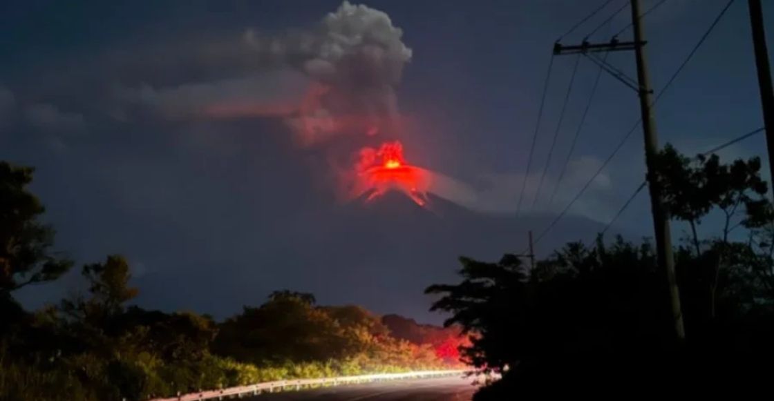 🌋🚨 Guatemala mantiene la alerta por la erupción del Volcán de Fuego