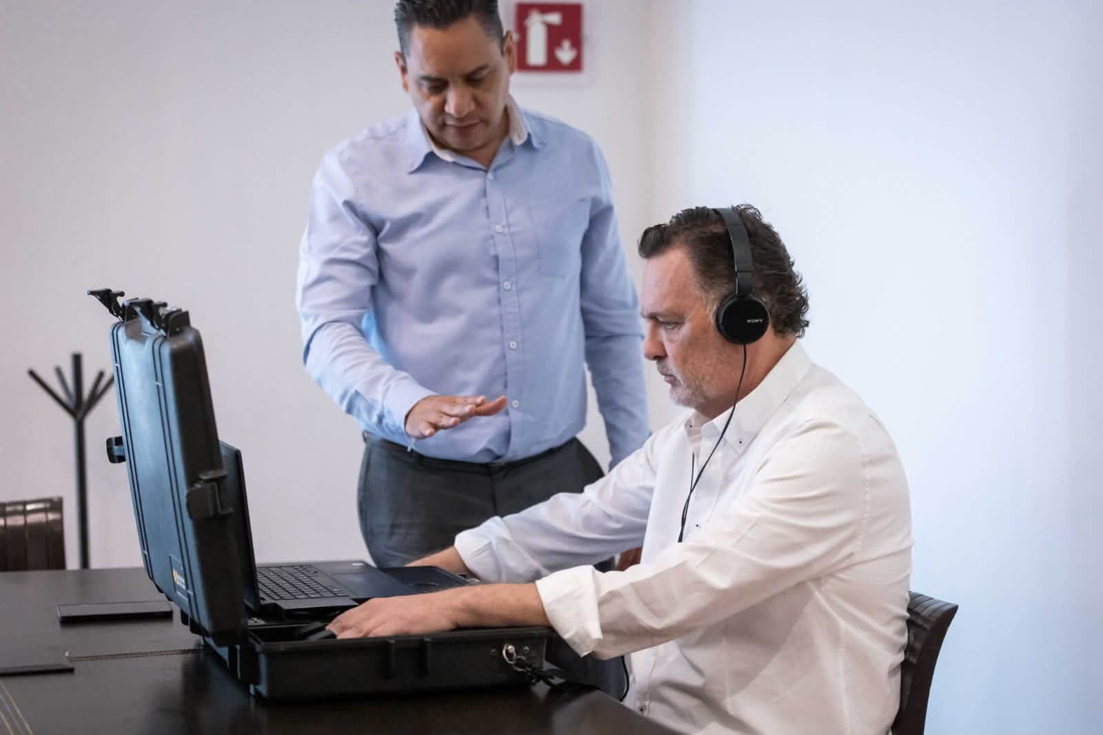 ¡Mauricio Kuri completa el protocolo “6 de 6” y se somete al examen de polígrafo! ⚖️🛡️🇲🇽