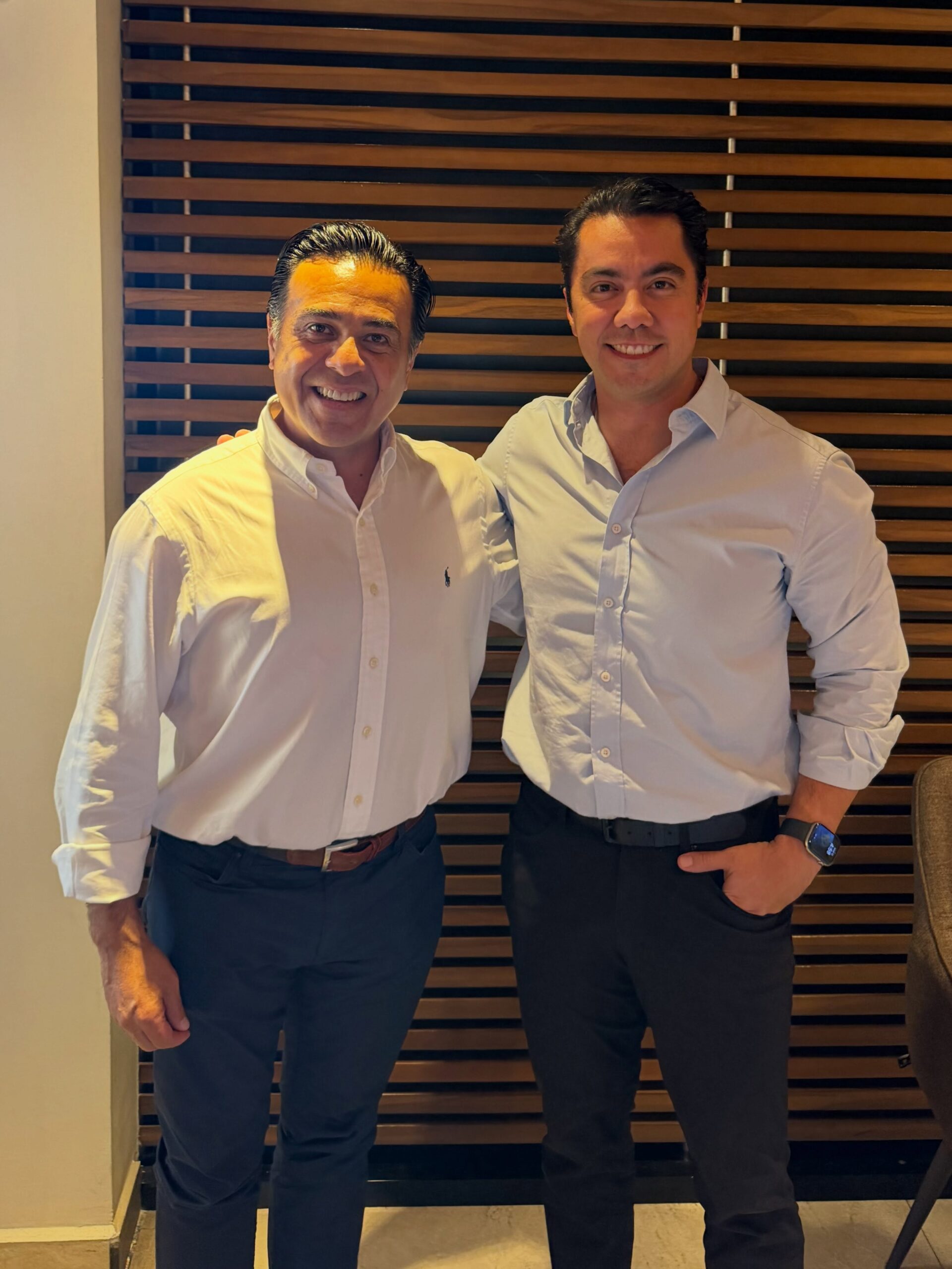 Felipe Fernando “Felifer” Macías se reunió con Luis Nava 🤝🏛️