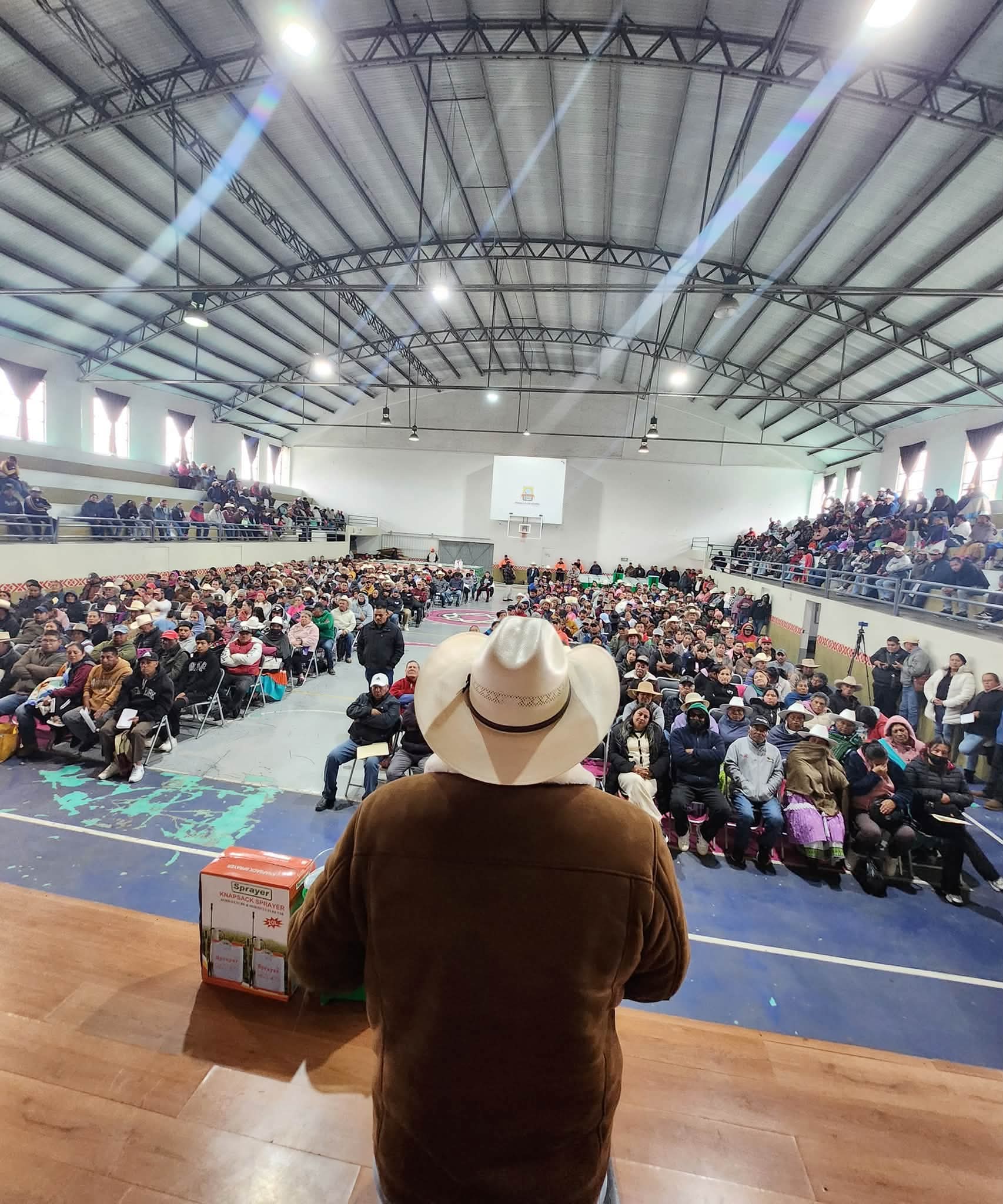 ¡Impulso al campo y apoyo a las familias productoras! Municipio de Amealco entrega equipamiento agrícola a productores locales 🌾🚜🌱