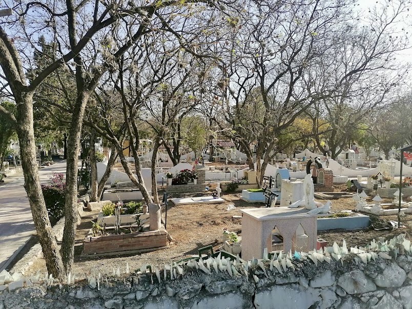 Día de Muertos: Querétaro calcula 45 mil visitantes al panteón Cimatario