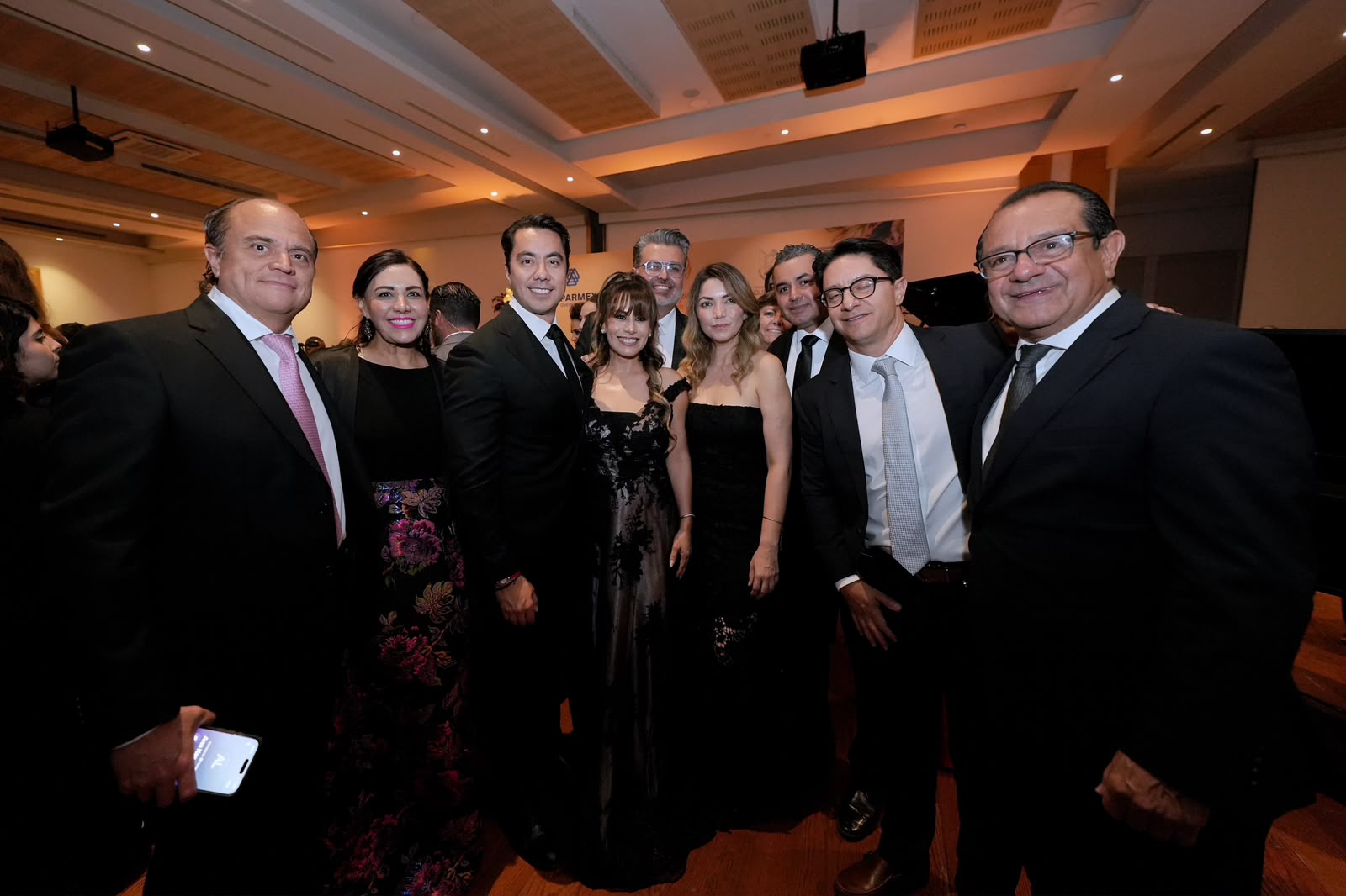 Felifer llama a empresarios de Querétaro a sumarse en favor de los ciudadanos 