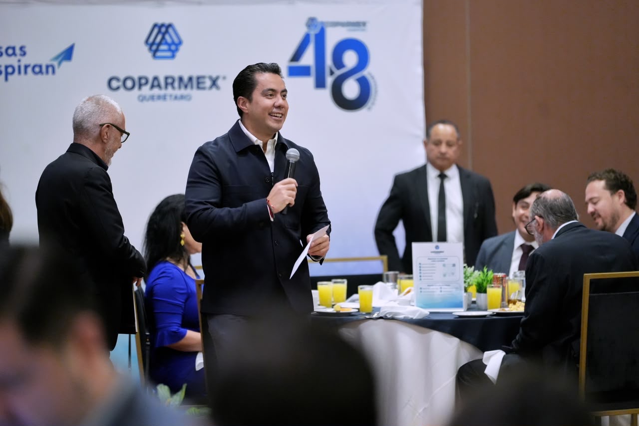 Felifer Macías y empresarios dialogan sobre seguridad e inversión en Querétaro